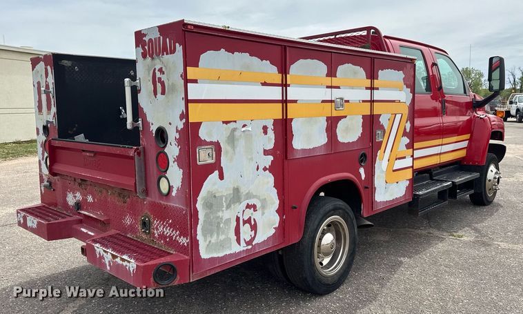 image for item EO0666 2009 Chevrolet C5500 Crew Cab utility / service truck