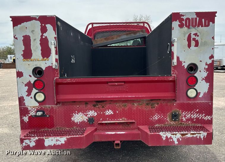 image for item EO0666 2009 Chevrolet C5500 Crew Cab utility / service truck