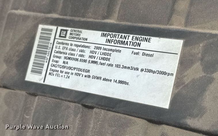 image for item EO0666 2009 Chevrolet C5500 Crew Cab utility / service truck