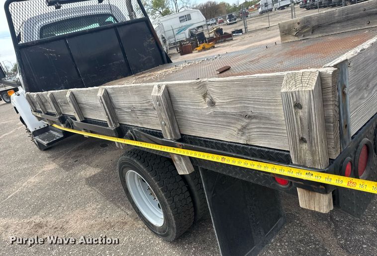 image for item EO0667 2005 Chevrolet  C4500 flatbed truck