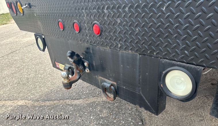 image for item EO0667 2005 Chevrolet  C4500 flatbed truck