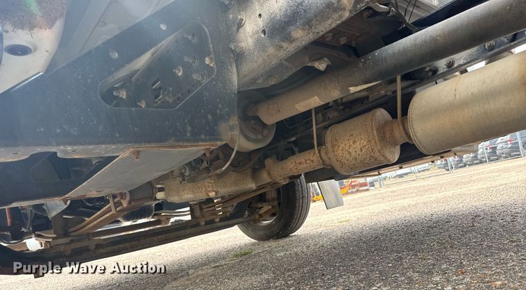 image for item EO0667 2005 Chevrolet  C4500 flatbed truck