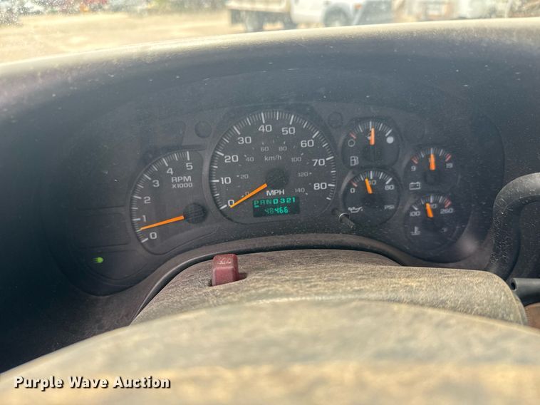 image for item EO0667 2005 Chevrolet  C4500 flatbed truck