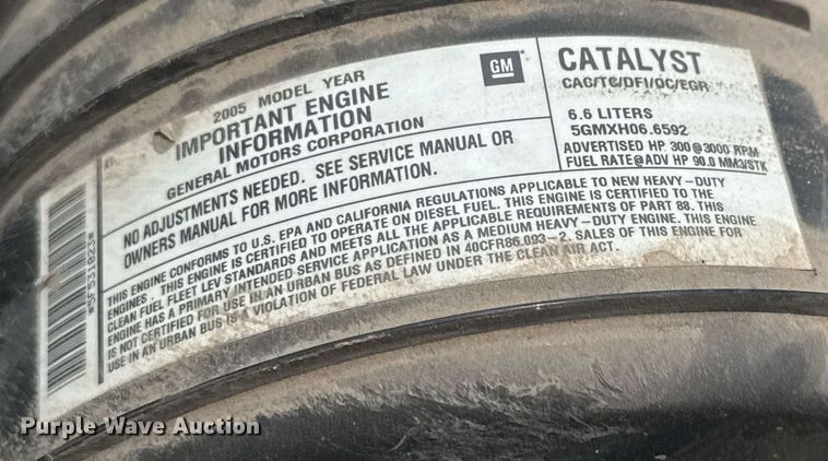 image for item EO0667 2005 Chevrolet  C4500 flatbed truck