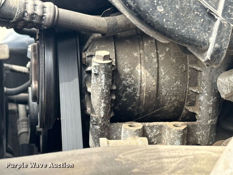 image for item EO0667 2005 Chevrolet  C4500 flatbed truck