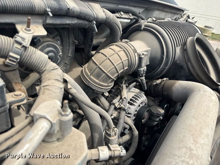 image for item EO0667 2005 Chevrolet  C4500 flatbed truck