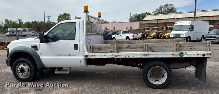 image for item EO0668 2008 Ford F450 Super Duty flatbed truck