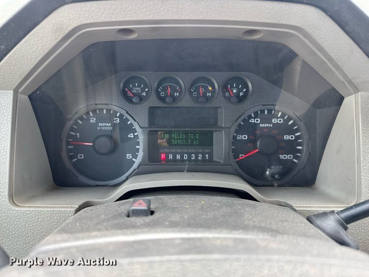 image for item EO0668 2008 Ford F450 Super Duty flatbed truck