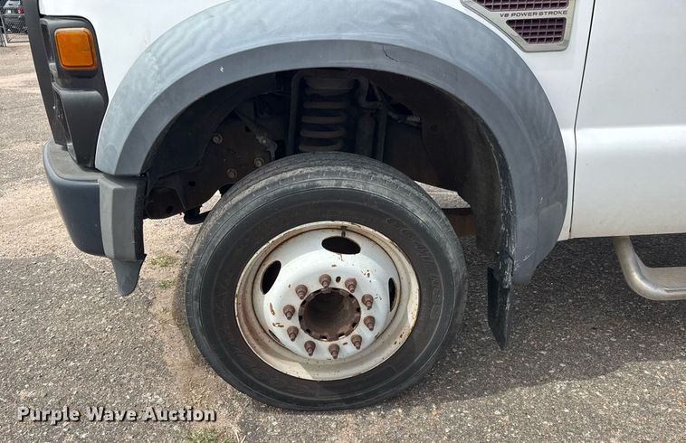 image for item EO0668 2008 Ford F450 Super Duty flatbed truck