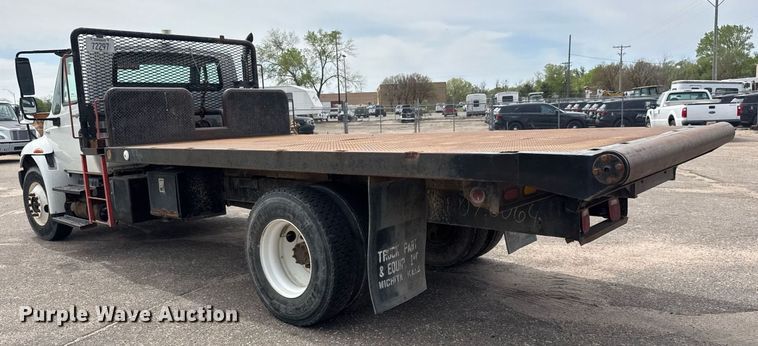 image for item EO0671 2009 International DuraStar 4300 dump flatbed truck