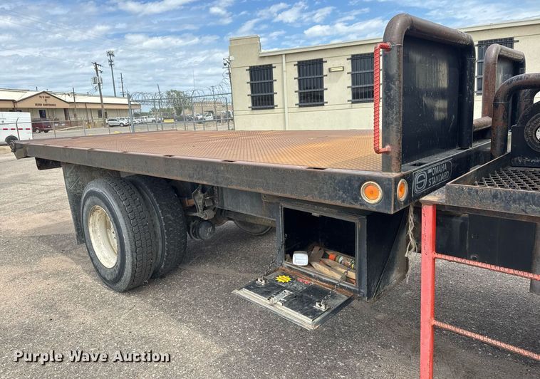 image for item EO0671 2009 International DuraStar 4300 dump flatbed truck