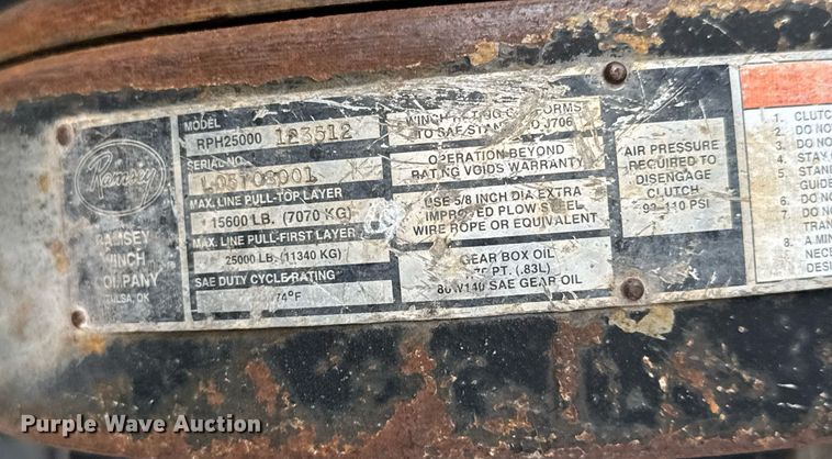 image for item EO0671 2009 International DuraStar 4300 dump flatbed truck