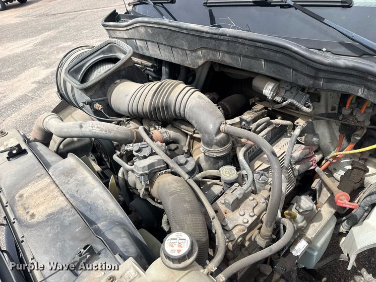 image for item EO0671 2009 International DuraStar 4300 dump flatbed truck