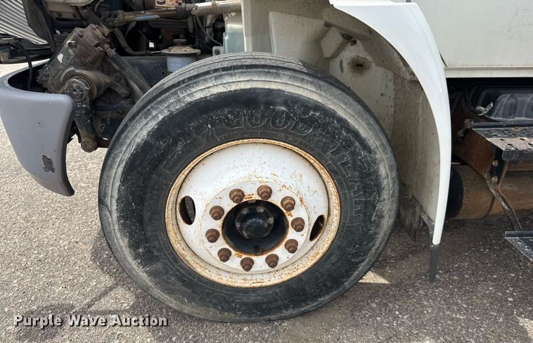 image for item EO0671 2009 International DuraStar 4300 dump flatbed truck