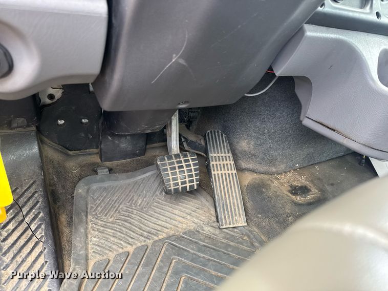 image for item EO0672 2014 Freightliner Business Class M2 tank truck