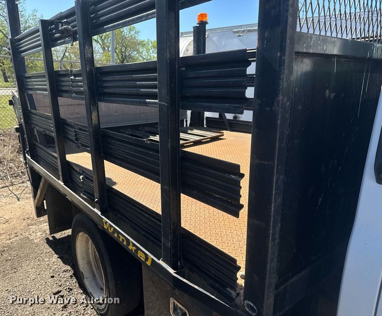 image for item EO0674 2008 Chevrolet C4500 flatbed truck