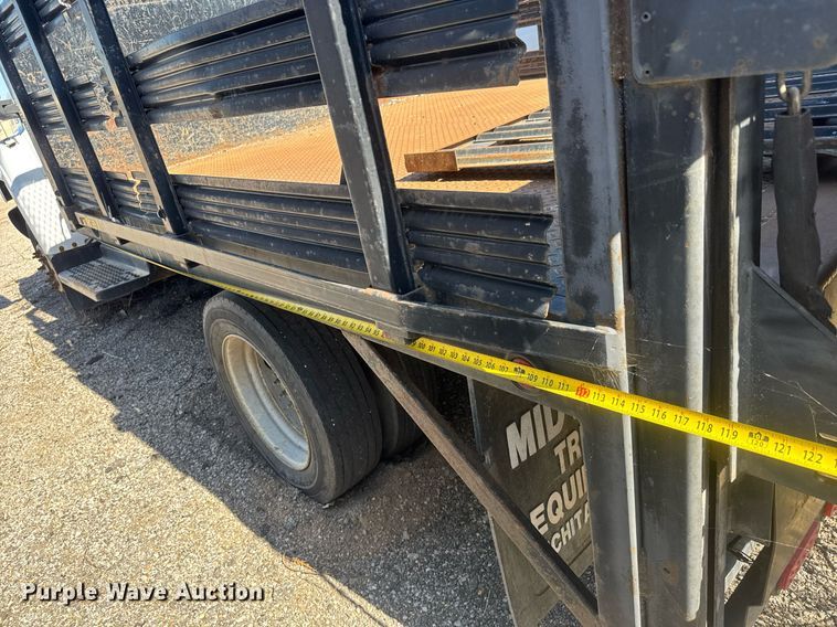 image for item EO0674 2008 Chevrolet C4500 flatbed truck