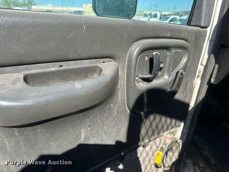 image for item EO0674 2008 Chevrolet C4500 flatbed truck