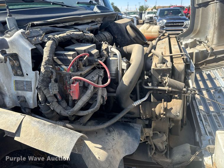 image for item EO0674 2008 Chevrolet C4500 flatbed truck