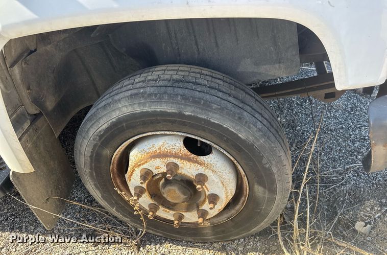 image for item EO0674 2008 Chevrolet C4500 flatbed truck