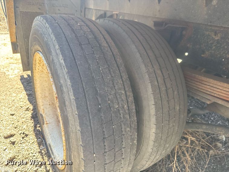 image for item EO0674 2008 Chevrolet C4500 flatbed truck