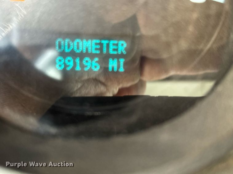 image for item EO0678 2011 Chevrolet Silverado 1500  Crew Cab pickup truck