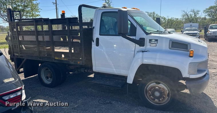 image for item EO0680 2008 Chevrolet C4500 flatbed truck