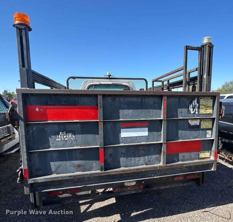 image for item EO0680 2008 Chevrolet C4500 flatbed truck