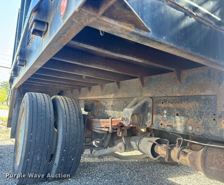 image for item EO0680 2008 Chevrolet C4500 flatbed truck