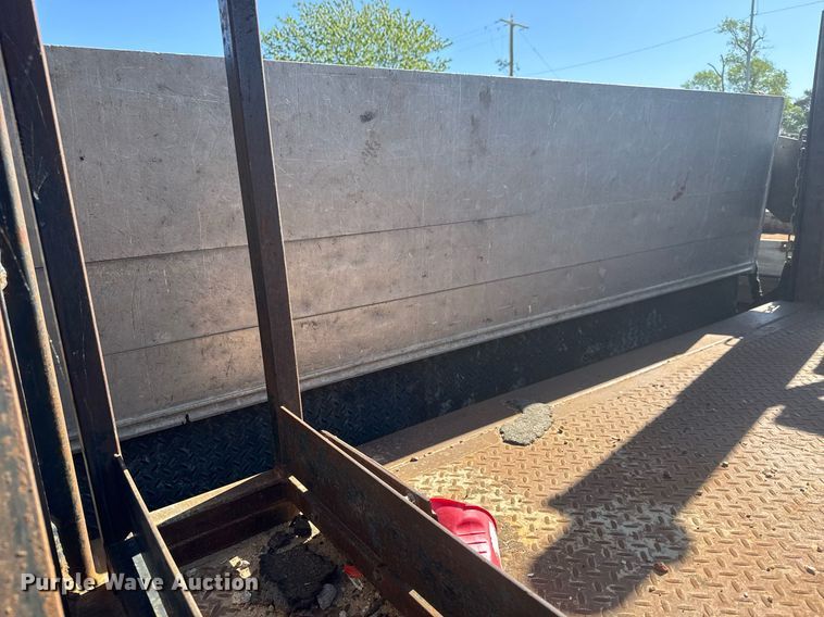 image for item EO0680 2008 Chevrolet C4500 flatbed truck