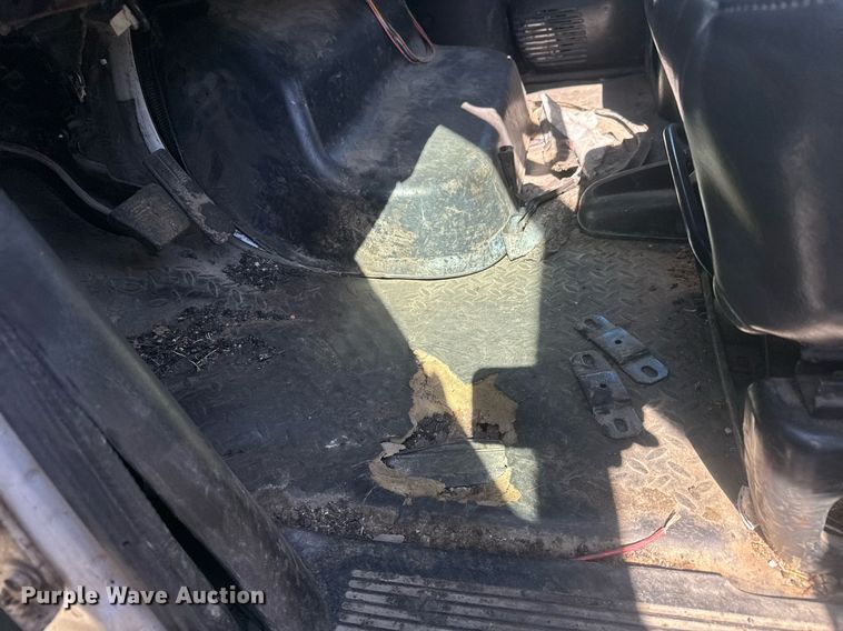 image for item EO0680 2008 Chevrolet C4500 flatbed truck