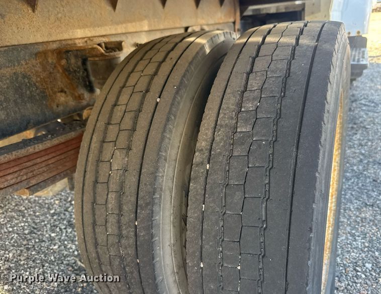 image for item EO0680 2008 Chevrolet C4500 flatbed truck