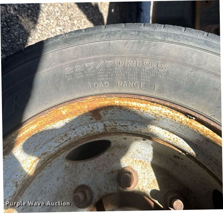 image for item EO0680 2008 Chevrolet C4500 flatbed truck