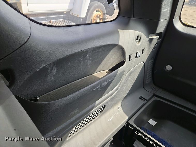 image for item EO0681 2020 Dodge Durango SSV SUV