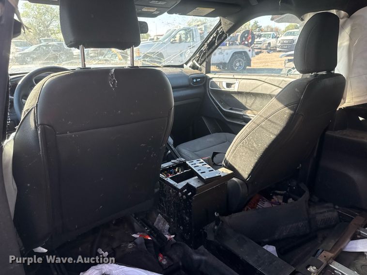 image for item EO0684 2021 Ford Explorer Police Interceptor SUV