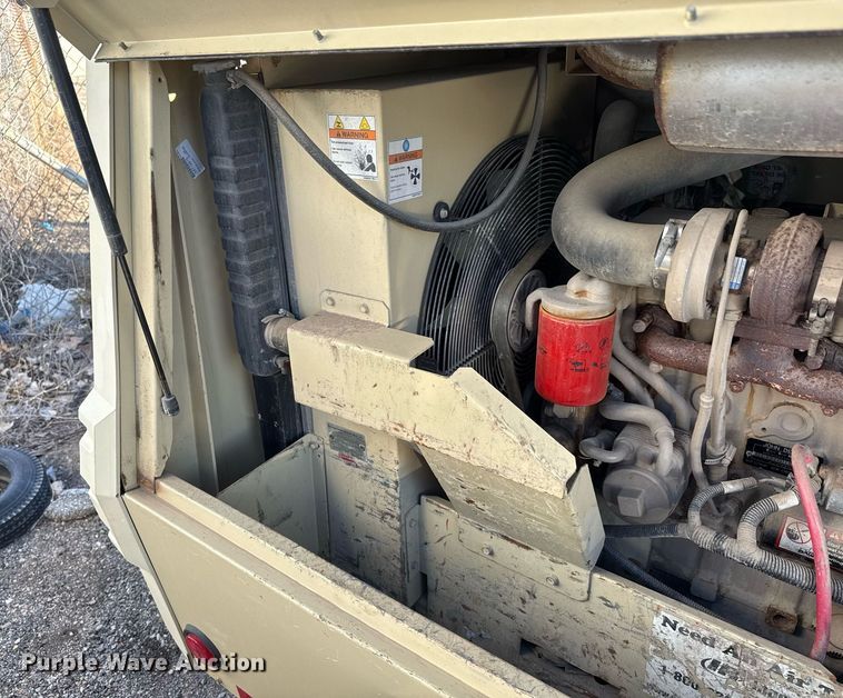 image for item EO0689 2008 Ingersoll Rand P185 air compressor