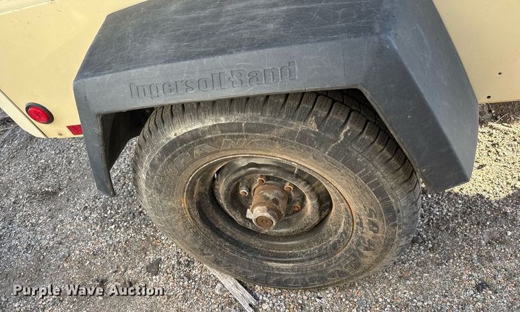 image for item EO0689 2008 Ingersoll Rand P185 air compressor