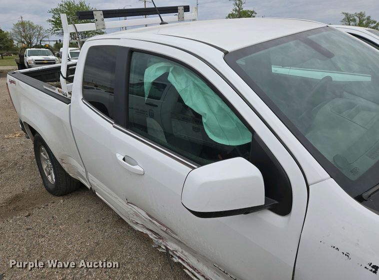 image for item EO0691 2016 Chevrolet Colorado Ext. Cab pickup truck
