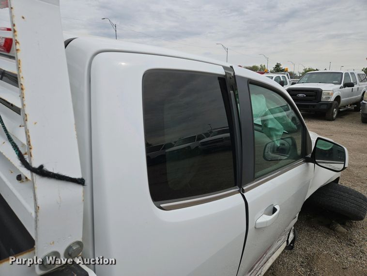 image for item EO0691 2016 Chevrolet Colorado Ext. Cab pickup truck