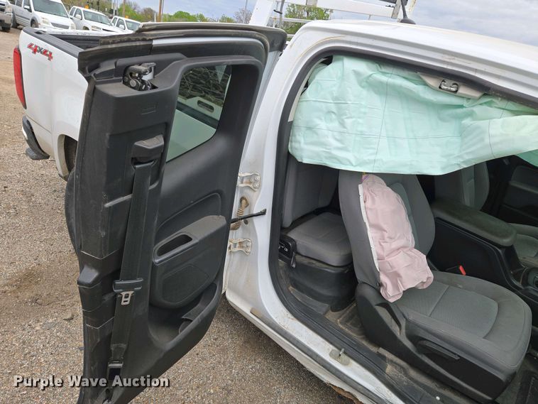 image for item EO0691 2016 Chevrolet Colorado Ext. Cab pickup truck