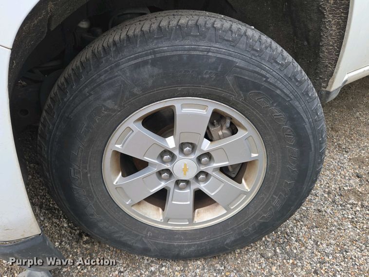 image for item EO0691 2016 Chevrolet Colorado Ext. Cab pickup truck