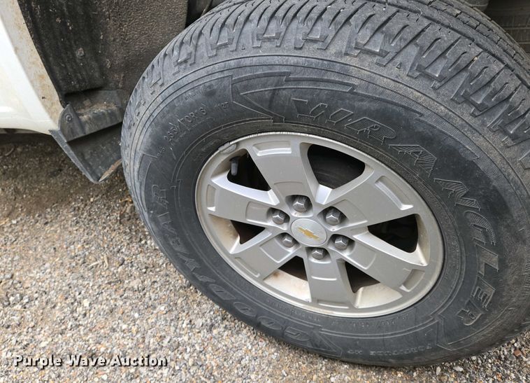 image for item EO0691 2016 Chevrolet Colorado Ext. Cab pickup truck