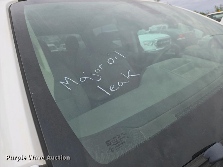 image for item EO0692 2017 Chevrolet Colorado Crew Cab pickup truck