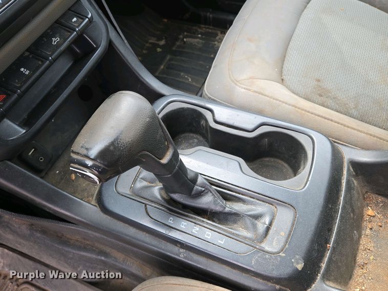 image for item EO0692 2017 Chevrolet Colorado Crew Cab pickup truck