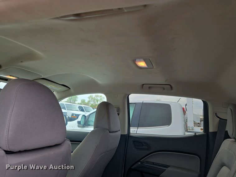 image for item EO0692 2017 Chevrolet Colorado Crew Cab pickup truck