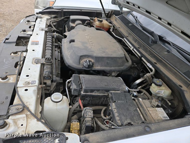 image for item EO0692 2017 Chevrolet Colorado Crew Cab pickup truck