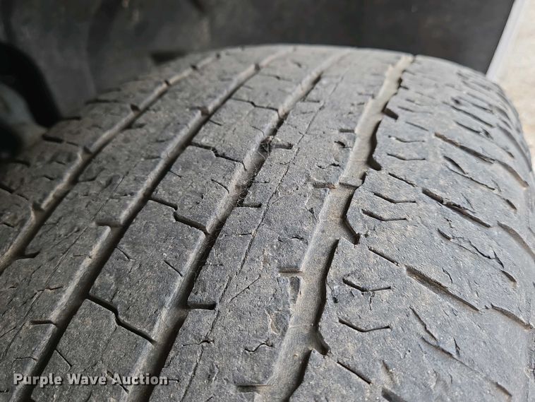 image for item EO0692 2017 Chevrolet Colorado Crew Cab pickup truck