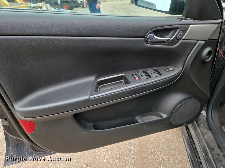 image for item EO0694 2013 Chevrolet Impala Police Cruiser  