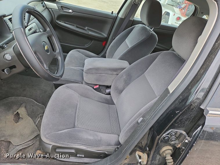 image for item EO0694 2013 Chevrolet Impala Police Cruiser  