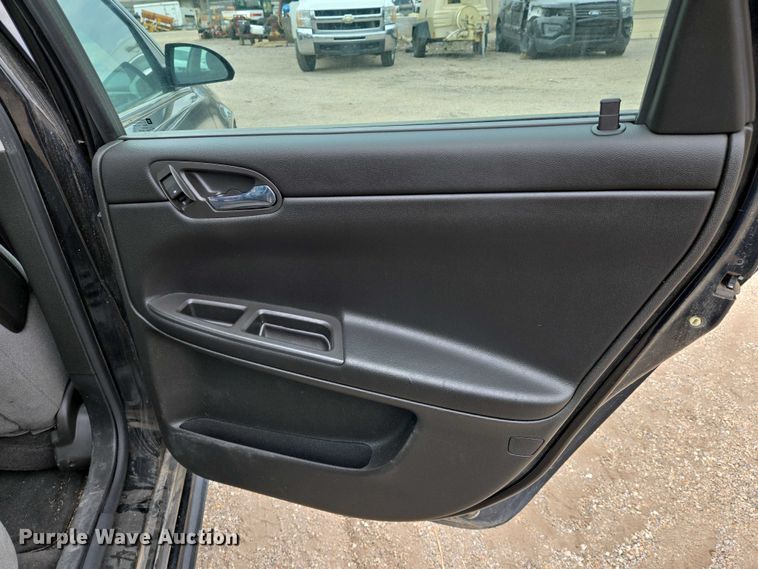 image for item EO0694 2013 Chevrolet Impala Police Cruiser  